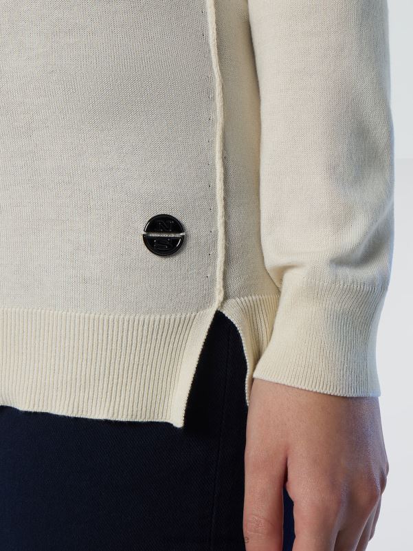 γρ North Sails γυναίκες Μπλουζάκι με λαιμόκοψη από αλόη κρέμα αμυγδάλου NZP8577 είδη ένδυσης